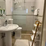 Anna بيت ضيافة مْليني
