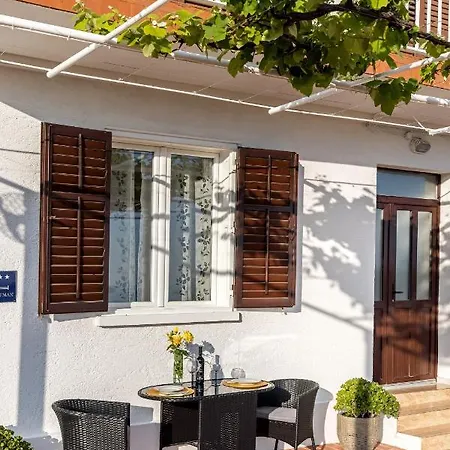Anna Guest house
